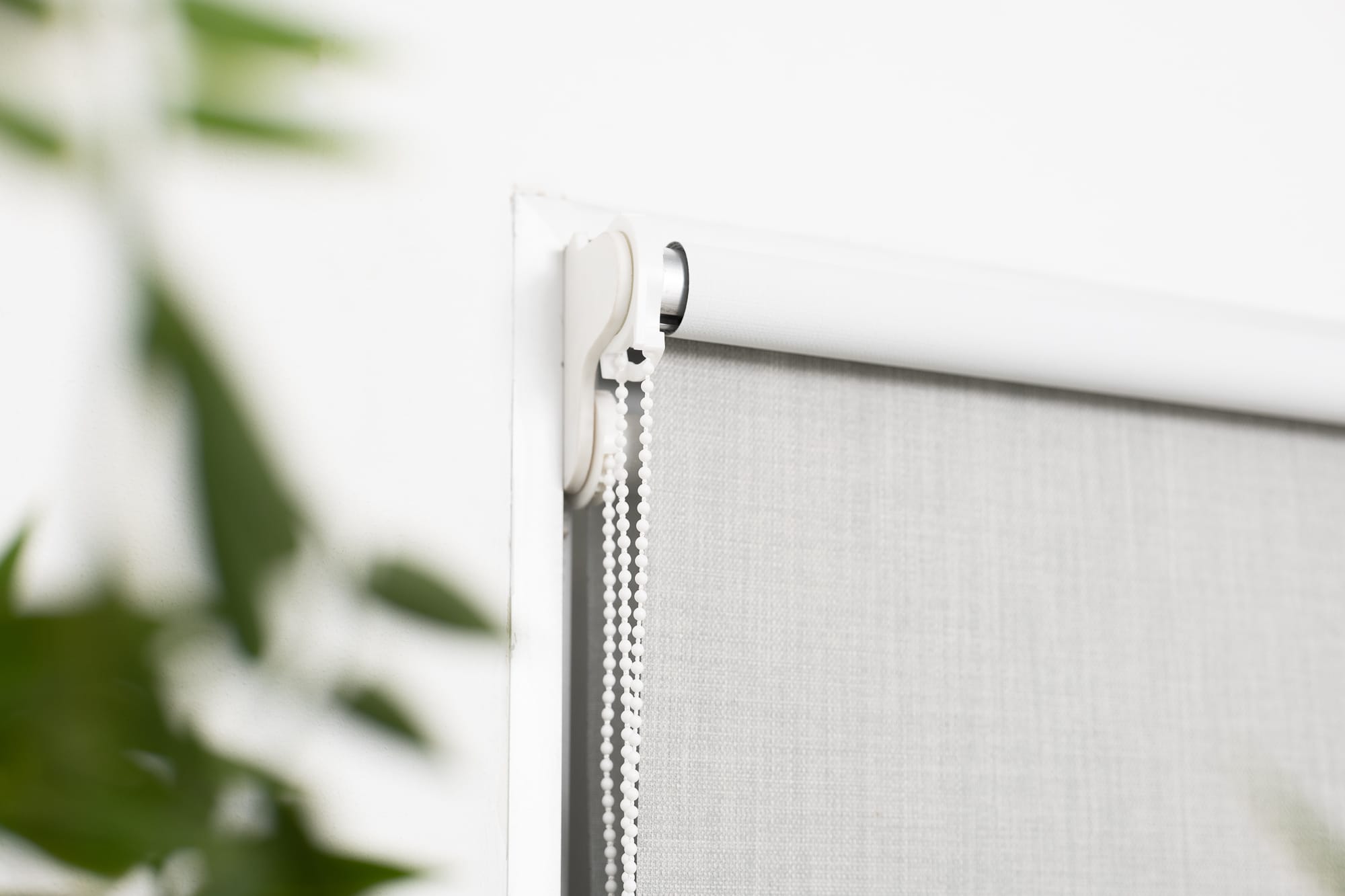 Customizable Block Out Roller Blinds Trim To Fit For Perfect Window